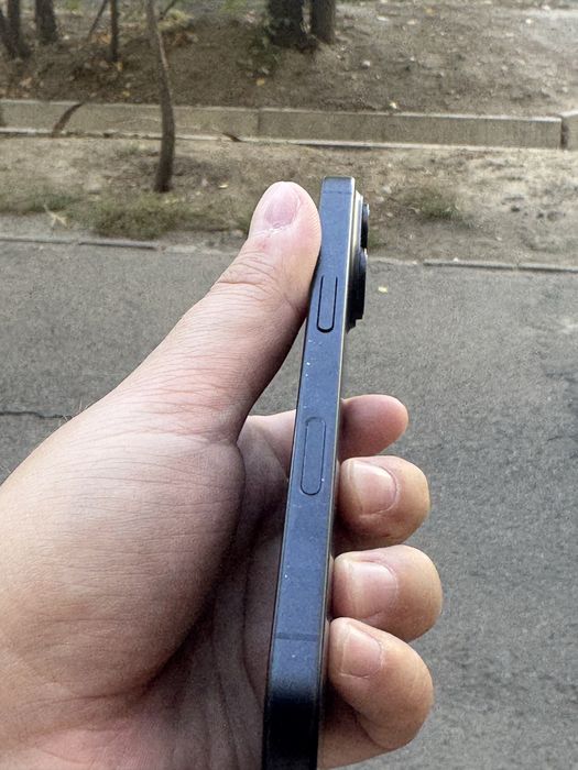 Телефон Iphone 16 128gb