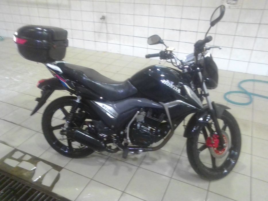 Срочно продам только 1 неделю Honda wuyang 150cc