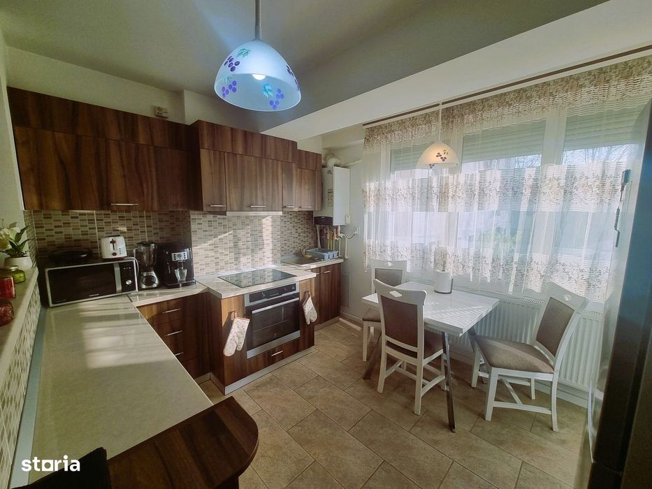 Apartament 3 cam Ovidiu