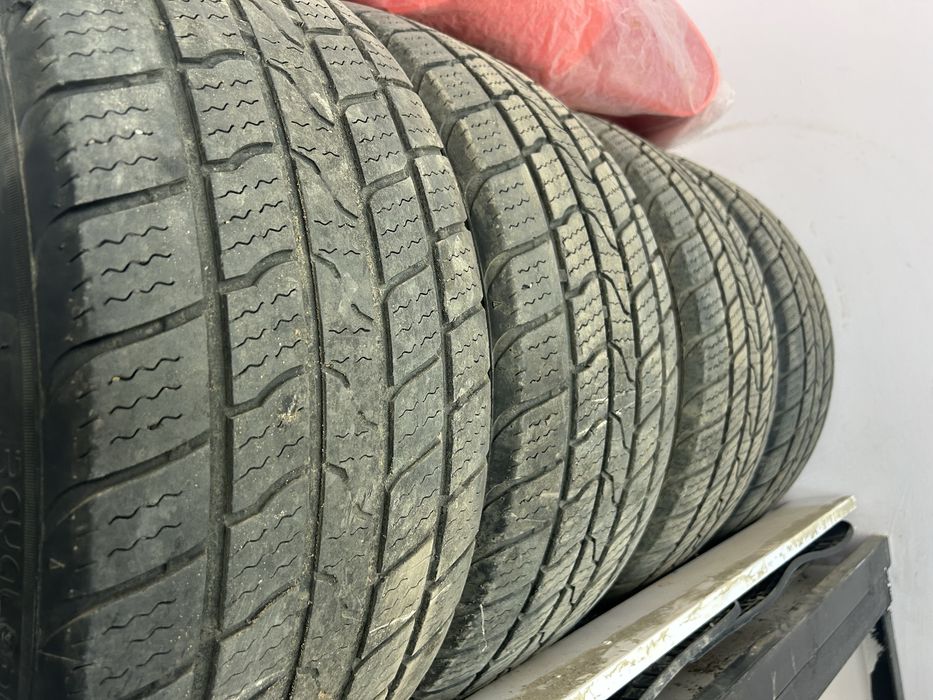 Продам покрышки R17