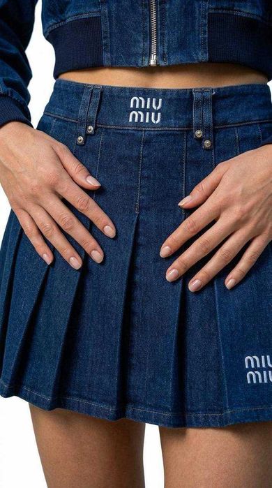 Compleu dama cu fusta