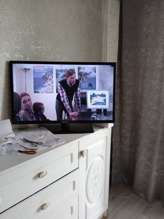 Продам телевизор