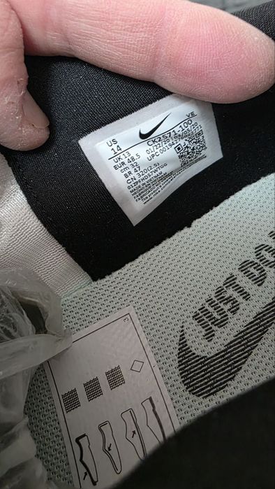 Оригинальные кроссы Nike