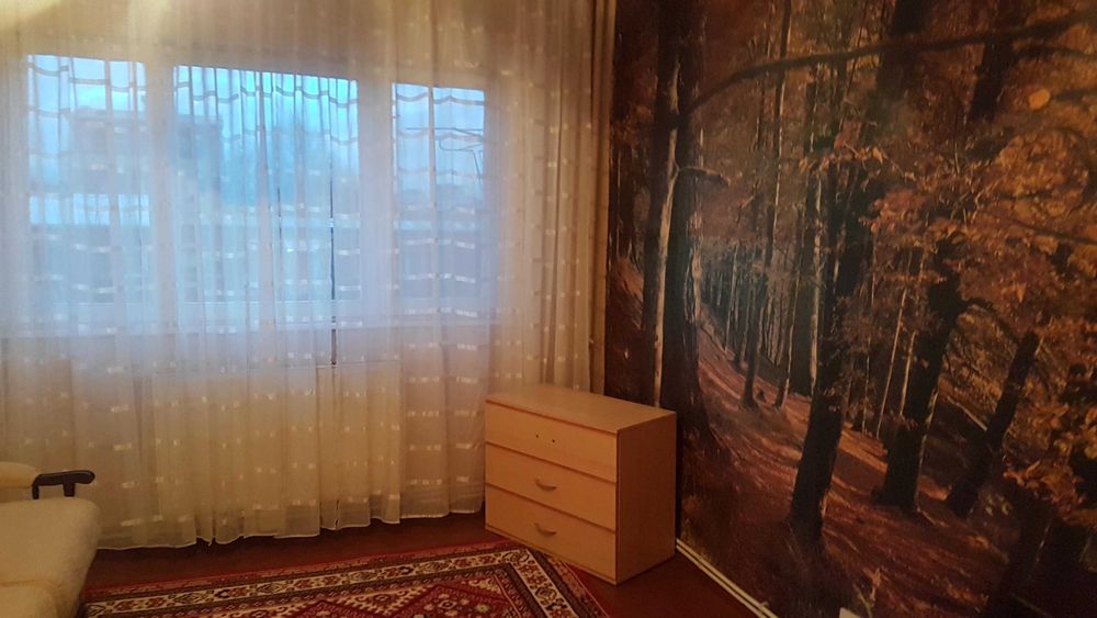 Inchiriez apartament 4 camere