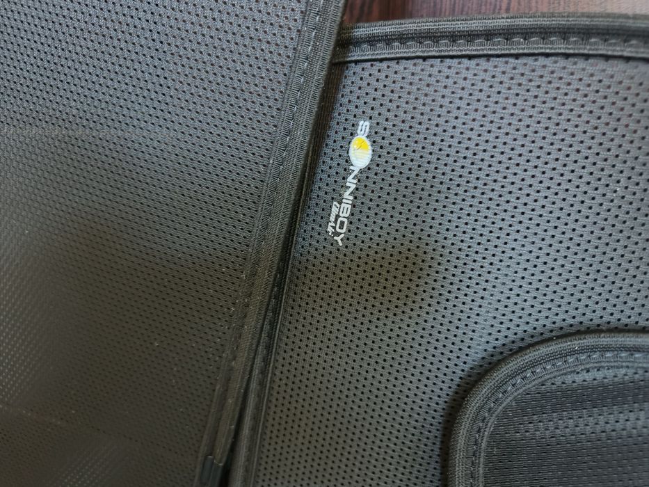 Parasolar Antiinsecte Plasa dedicata Passat B7 Sonniboy