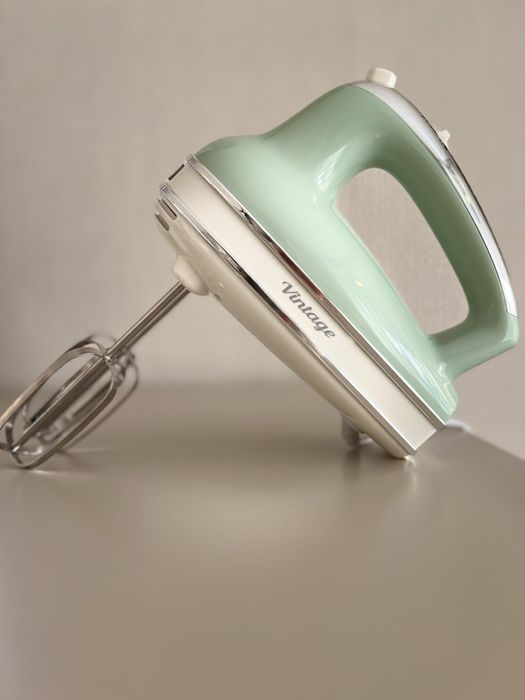 Продавам Миксер Ariete