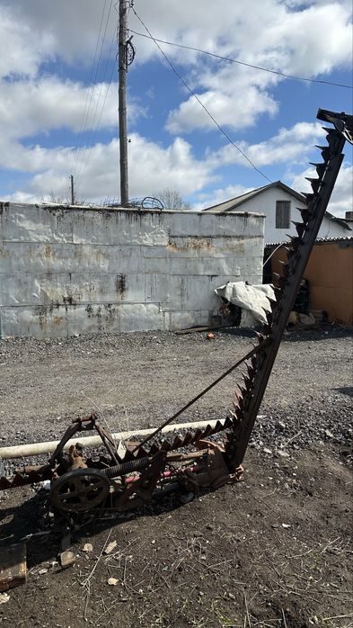 Продам трактор срочно