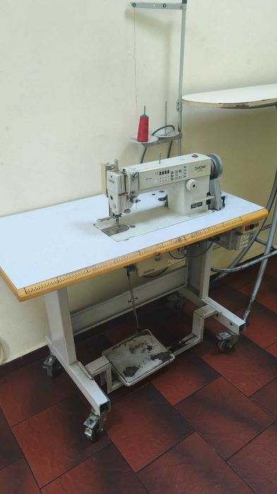 Шевна машина Brother DB2-B737-913 Mark II