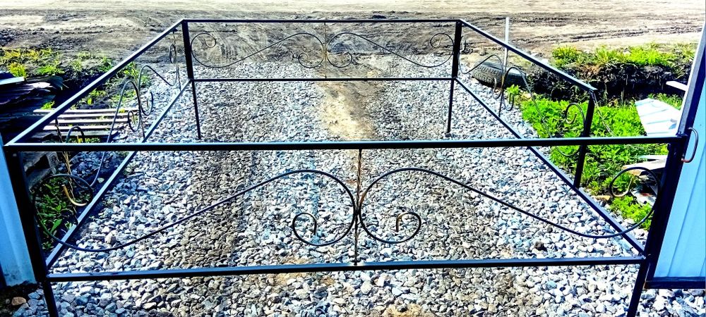 Оградки, крест, надгробье, памятник,