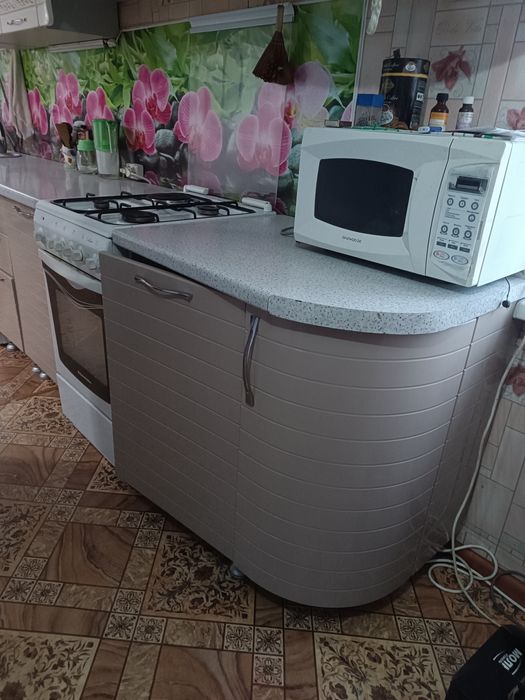 Продам кухонный гарнитур