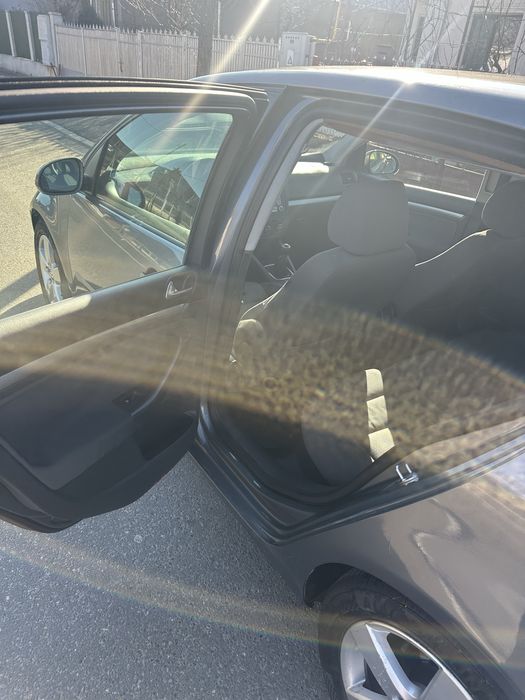 VW golf 5 1.9 6 trepte