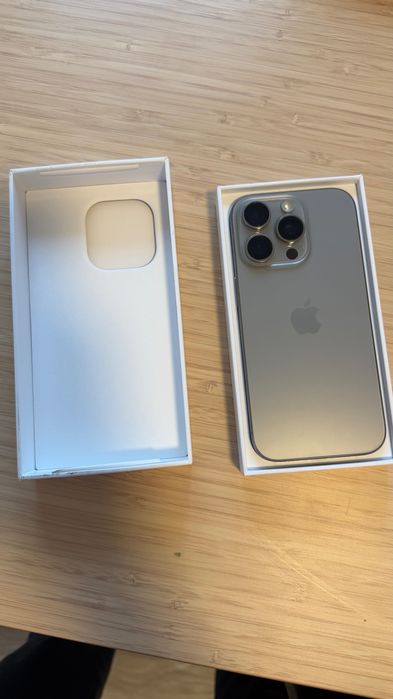 Iphone 16 Pro 256 impecabil 100% baterie