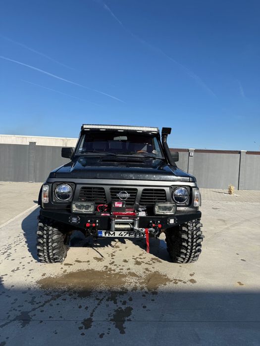 Nissan Patrol y 60 an 1993