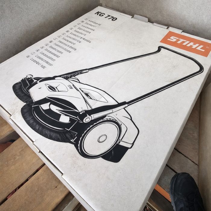 Подметальное устройство STIHL