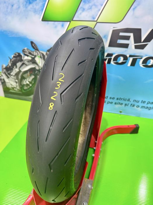 120 70 17 Anvelopa Moto Fata Pirelli Rosso Corsa2 Cauciuc slick C2328