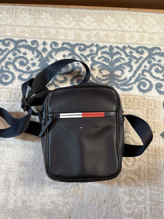 Сумка через плечо Tommy Hilfiger