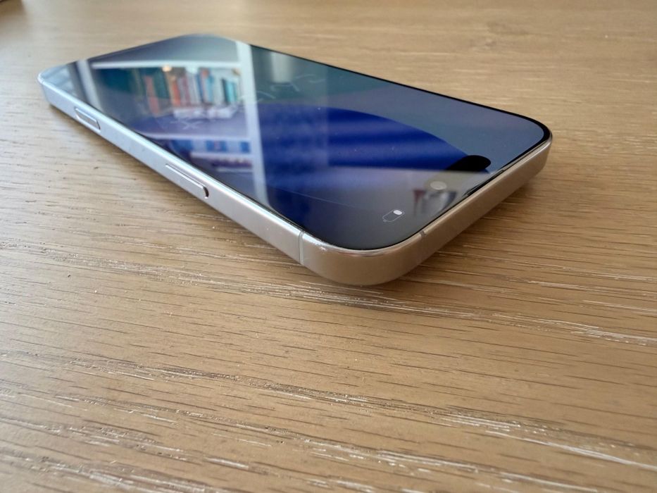 IPhone 16 Pro max 256 Гб в отличном состоянии