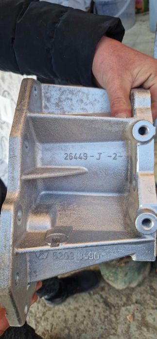 Скоростна кутия Гранд чероки 4,7