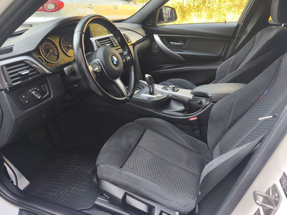 BMW Seria 3, M Pachet Internet -Exterior2.0 D,Proprietar