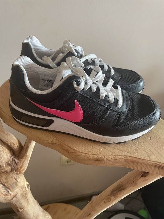 Маратонки Nike