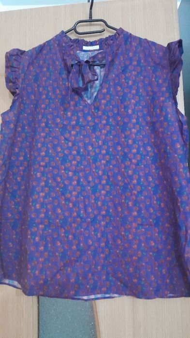 Vând cămașă cu mânecă scurta