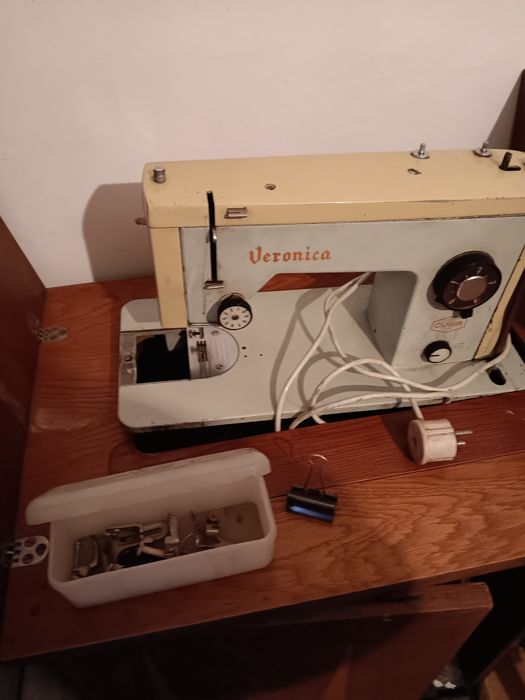 Vand masina de cusut Veronica vintage