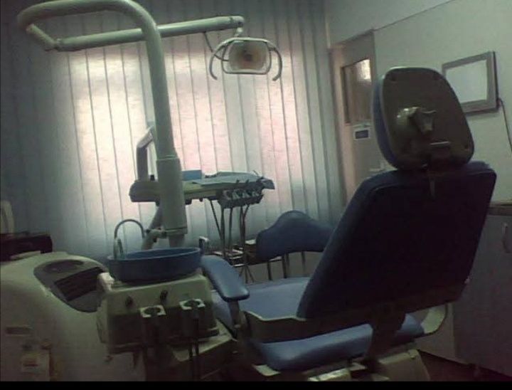 Unituri dentare Olsen, stare bună de funcționare, culoare bleo și verde, utilizate.