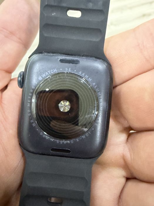 Apple watch  SE 2nd generation
