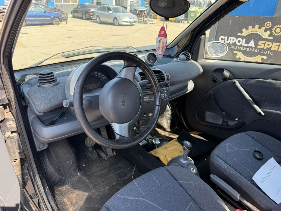 Dezmembrez / Dezmembrari / Piese Smart Fortwo Cabriolet 0.7Benzina 45KW 2000-2007