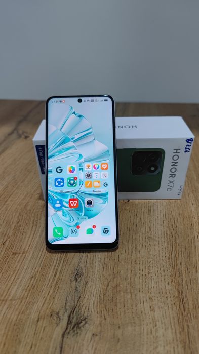 Tez va arzon narxlarda sotiladi telefon HONOR X7c 8/256 Holati yaxshi