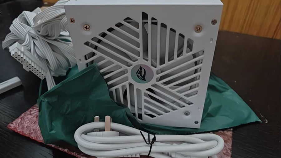 В продаже блоки питания chieftec на 700W