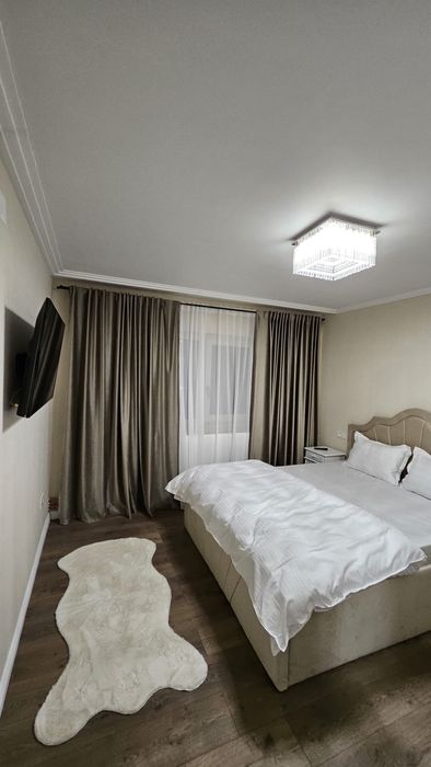 Inchiriez apartament 3 camere craiovita