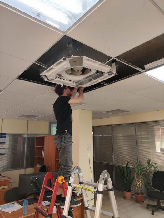 Установка кондиционера