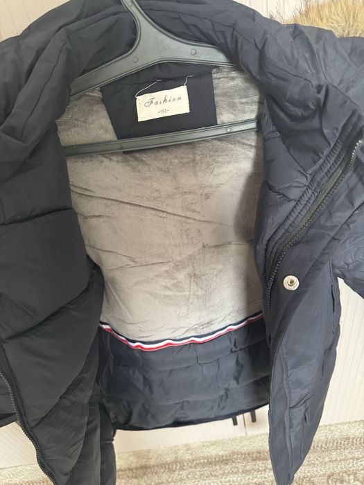 Продам зимнюю куртку