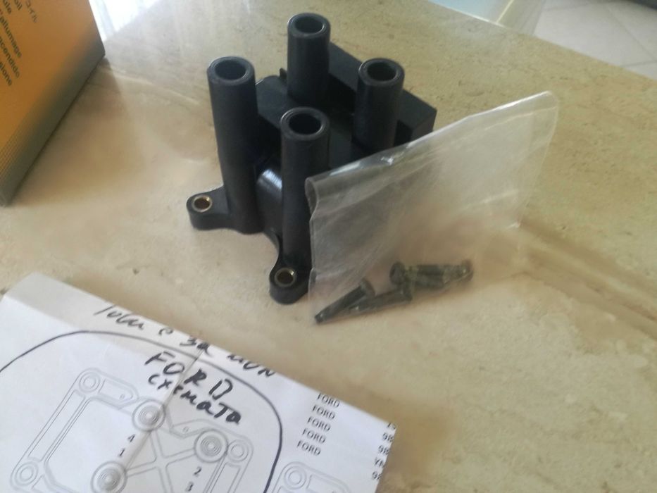 Продавам Бобина за Форд Фокус-1,6 комби 2001г.