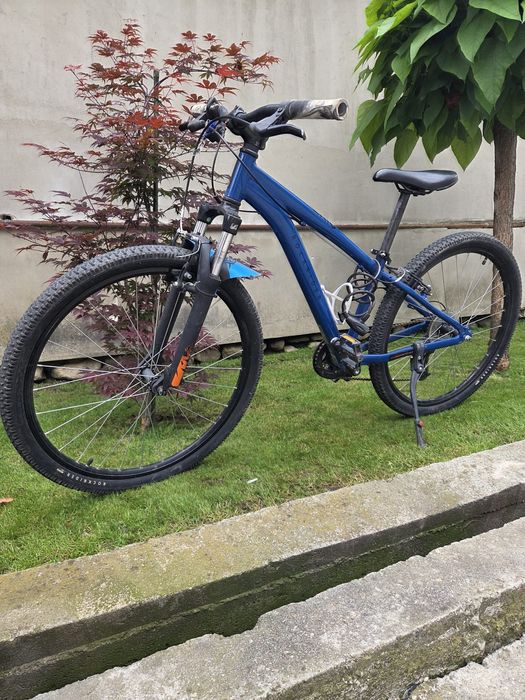 Vând bicicletă copii