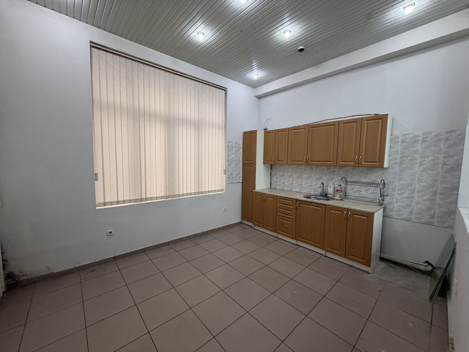 [SM] Аренда помещения под офис, салон, первая линия, ориентир Оккурган