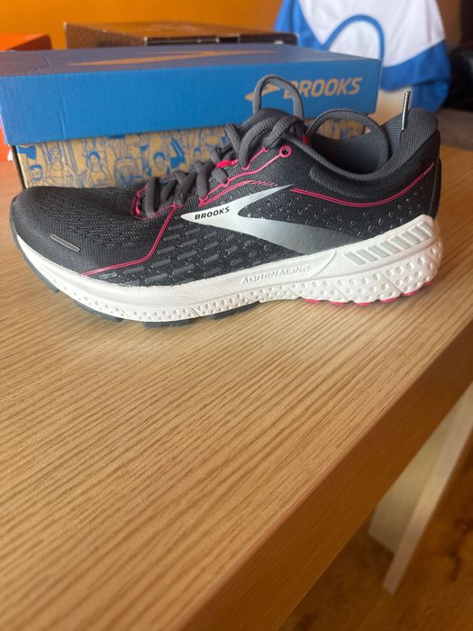 Дамски маратонки Brooks Ghost 14 GTX