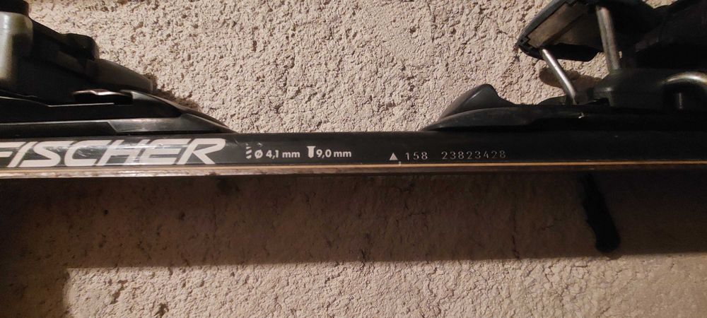 Ски с автомати .