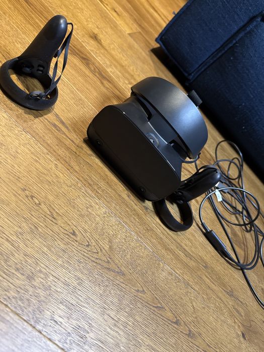 Oculus Rift S VR kit