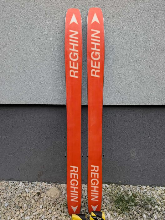 Vand schiuri de freeride Reghin Topazzz