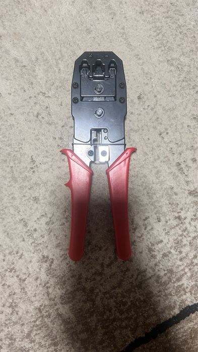 Продам инструмент для обжима коннектороа