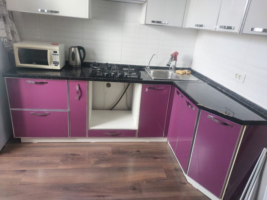 Кухонный гарнитур угловой