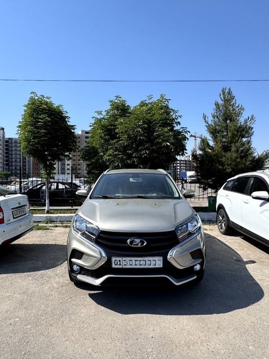 Lada Xray cross 2022