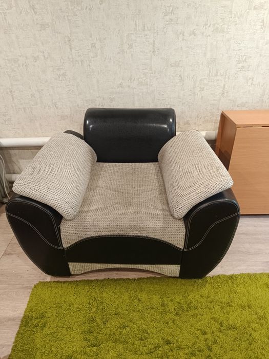 Продам кресло в хорошем состоянии