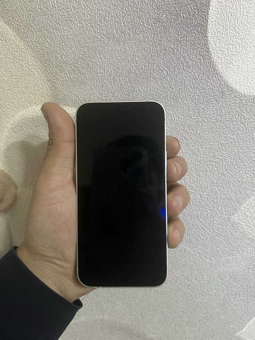 Iphone 12 mini sotiladi