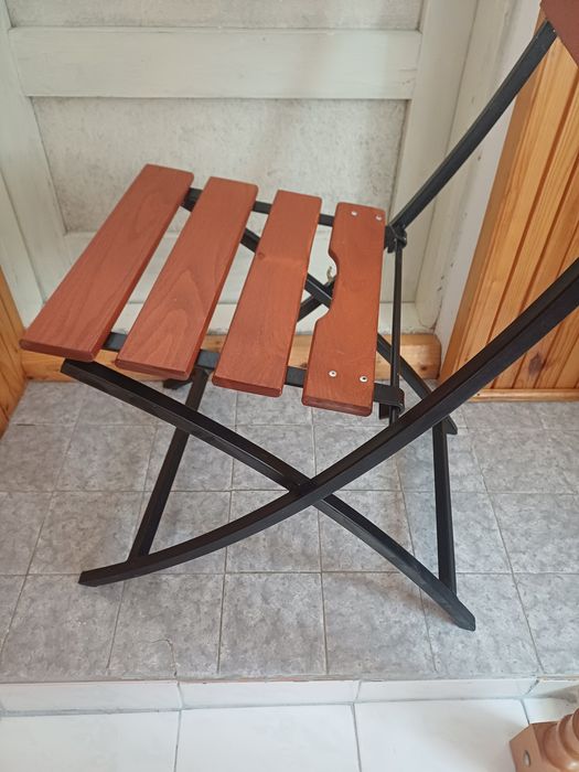 Set masa cu 4 scaune