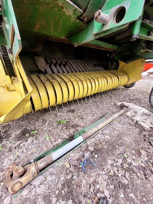 Пресс-подборщик Джон Дир, Привозной