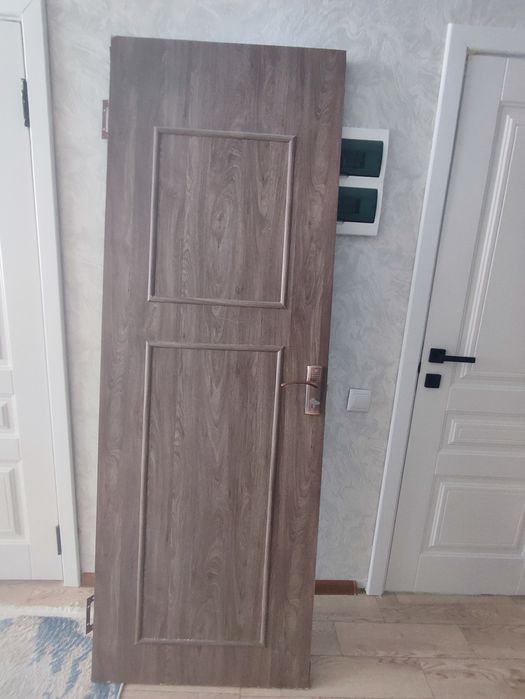 Б/у есіктер сатылады