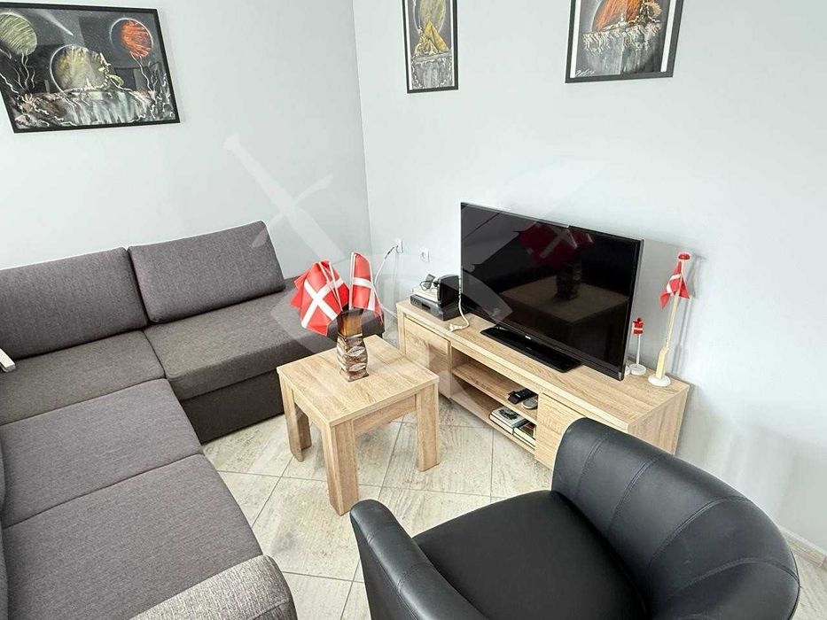 Продава се Тристаен апартамент в к.к. Слънчев бряг - 98 кв.м за 1000 €/кв.м - Снимка #2